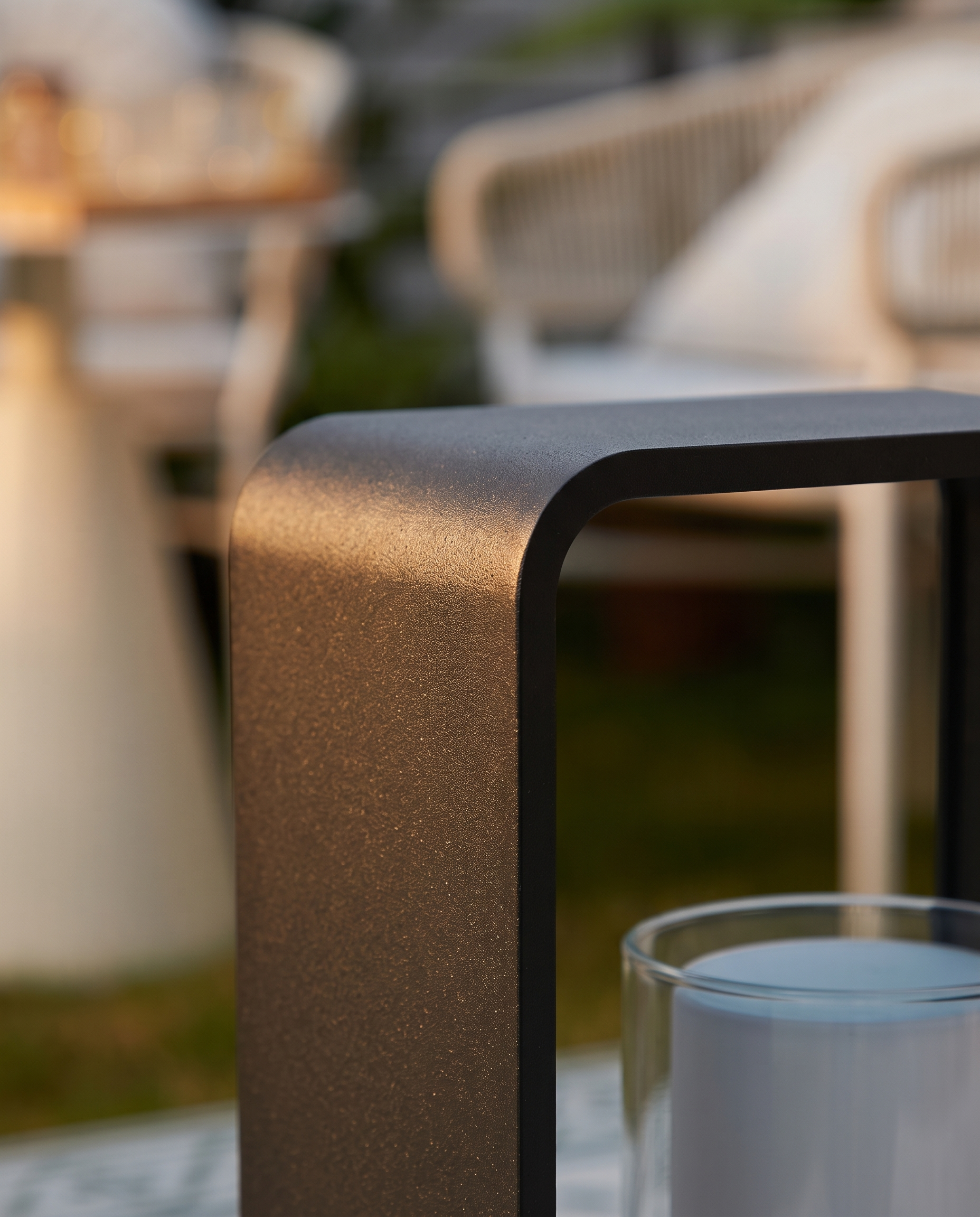Solar LED Outdoor Lawn Light, Die-Cast Aluminum — detail macro of aluminum finish