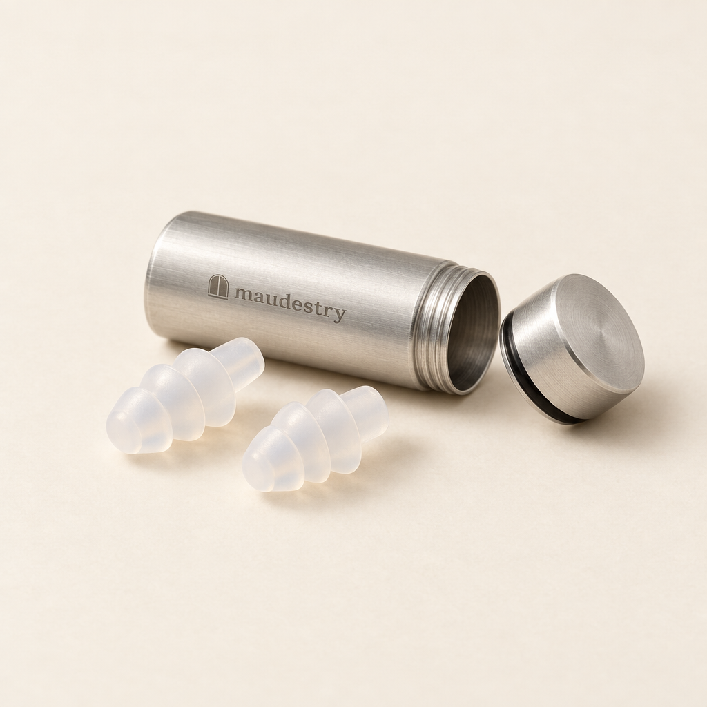 Silicone sleep earplugs with aluminium carry case